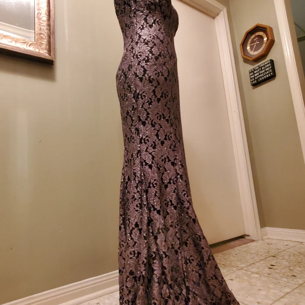 Dress - Picture 11 of 13